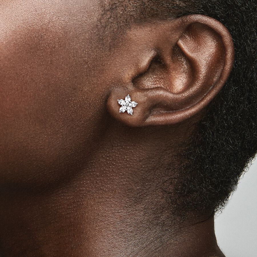 Pandora Sparkling Snowflake Stud Earrings - 299239C01