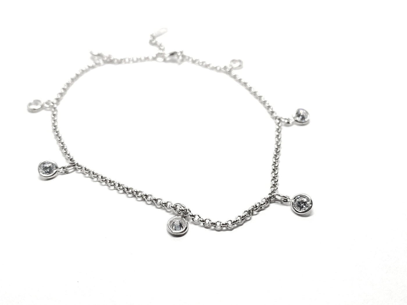 10 Karat White Gold Anklet with Dangle Cubic Zirconia Stones
